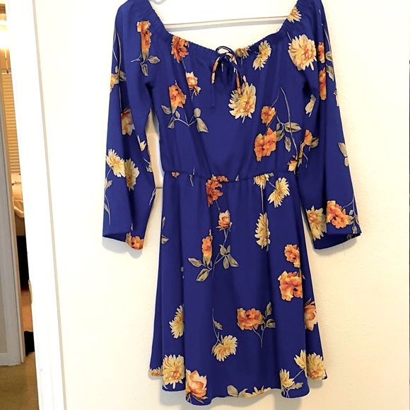 A6 - 321 Strapless Blue Floral Dress Size Small (no tag) - Picture 2 of 13